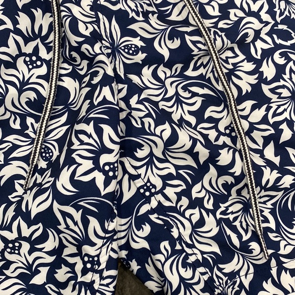 Navy Blue and White Floral Speedo Swim Trunks Size Small - Picture 3 of 7